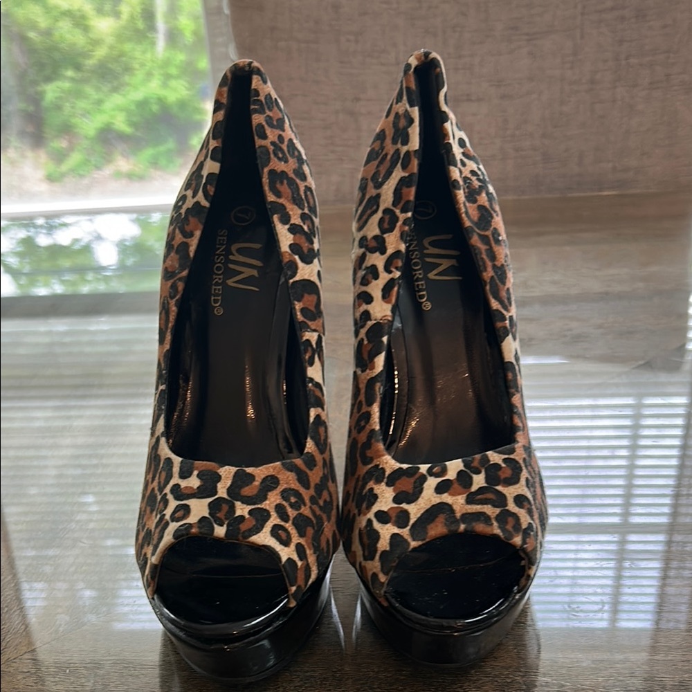 Women's Leopard Print Peep Toe Heels